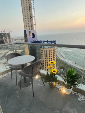 DAMAC Tower Sea View Apartment